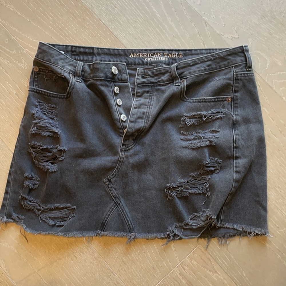 American Eagle High Rise Distressed Skirt